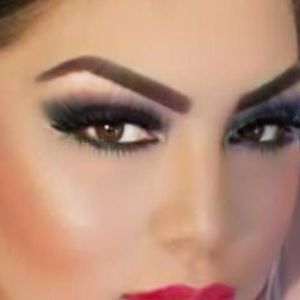 Meet your Posher, Carmen